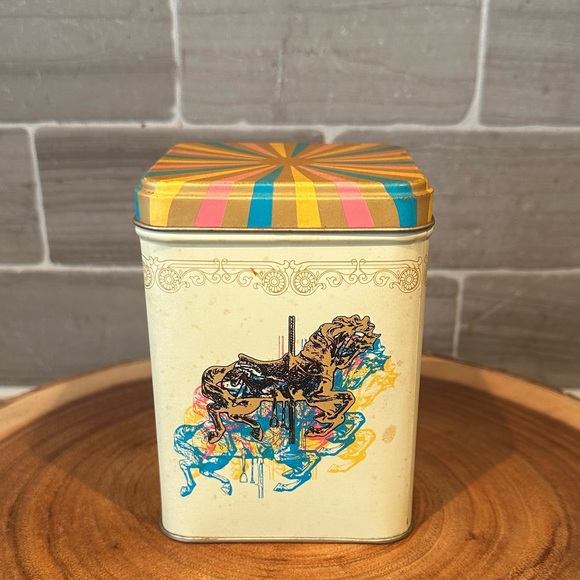 Vintage Carousel Horse Tin PIC Princeton Industries Corp. 3.7” x 3.7” x 4.8” - Picture 4 of 10